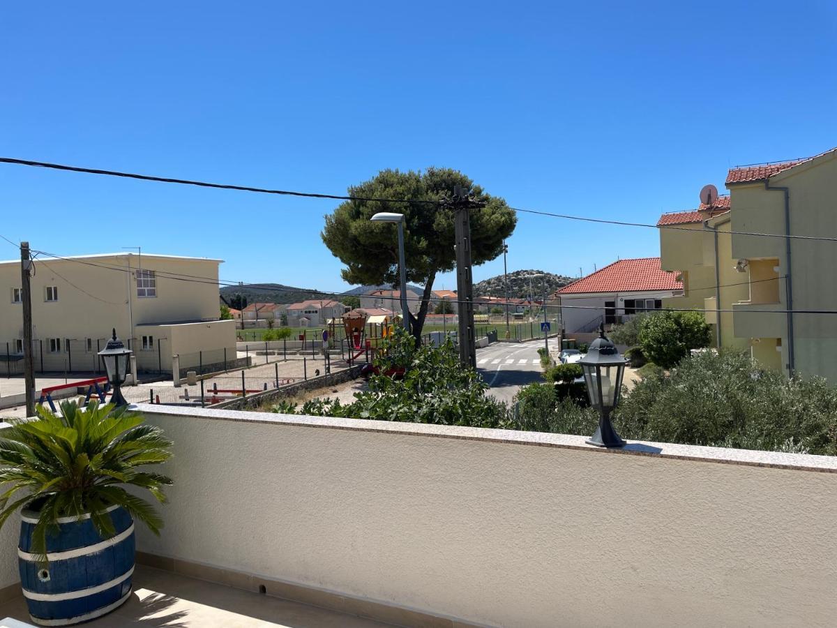 Mare I Kate Apartmani Трибунь Экстерьер фото