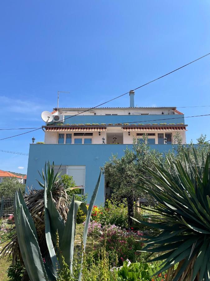 Mare I Kate Apartmani Трибунь Экстерьер фото